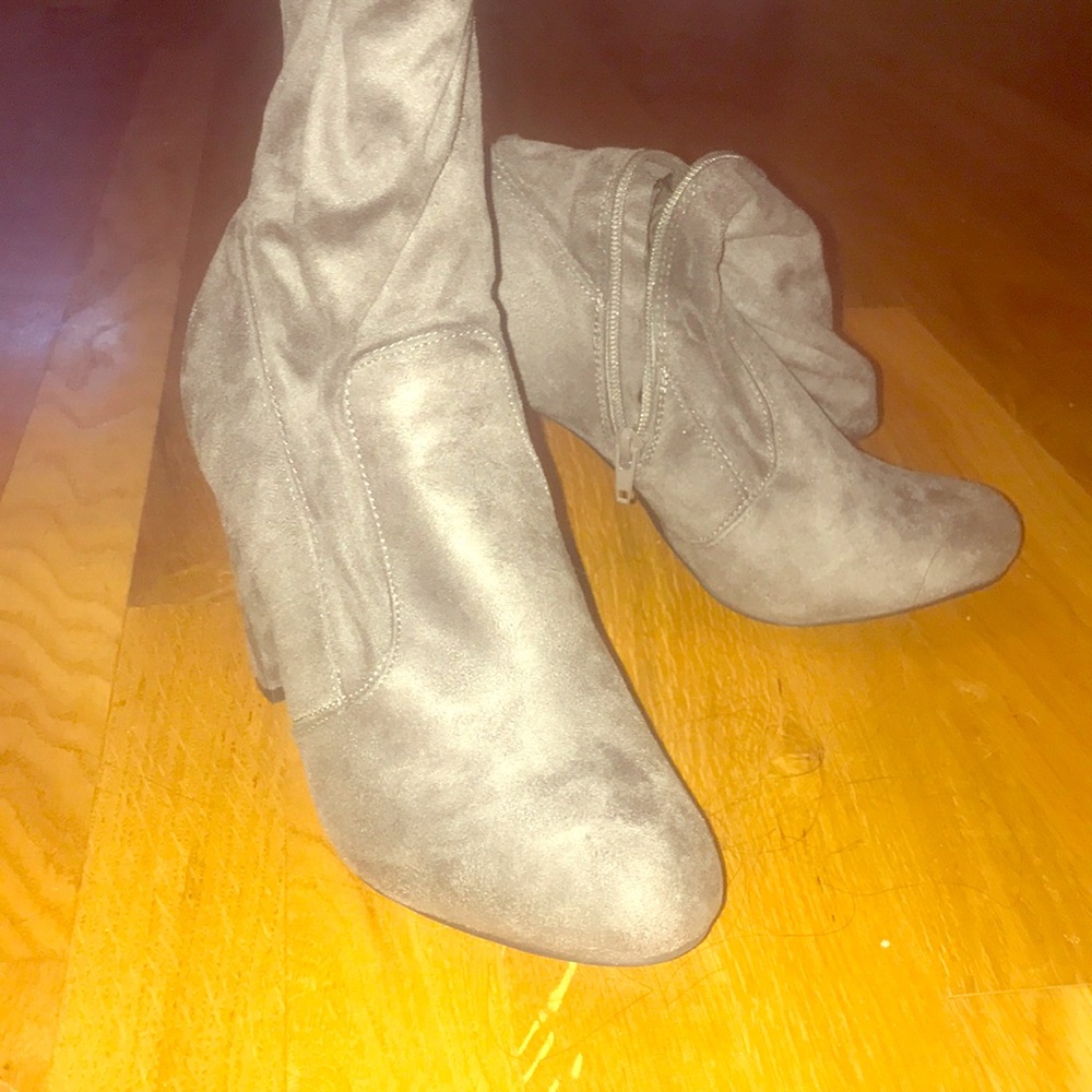 Gray faux velvet booties